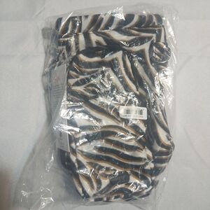 NWT Lug Huggie Wide Convertible Crossbody/Belt Bottle Bag in Zebra Sand